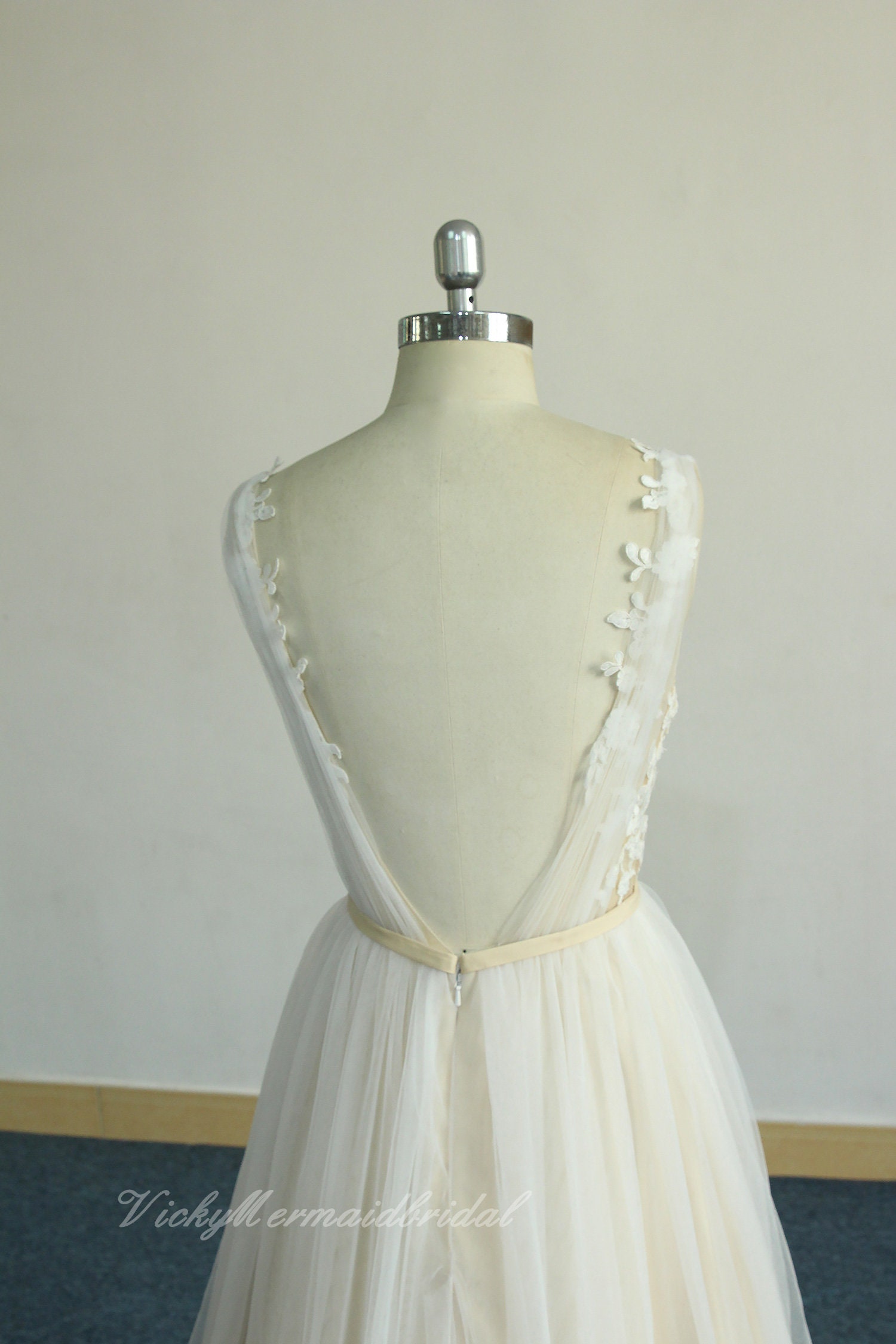 632 - Aline Prom Dress - Plunging V Neckline Tulle Lace Style