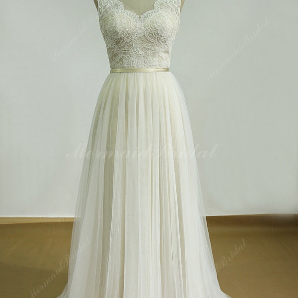 Romantic Ivory Backless tulle lace wedding dress with champange lining