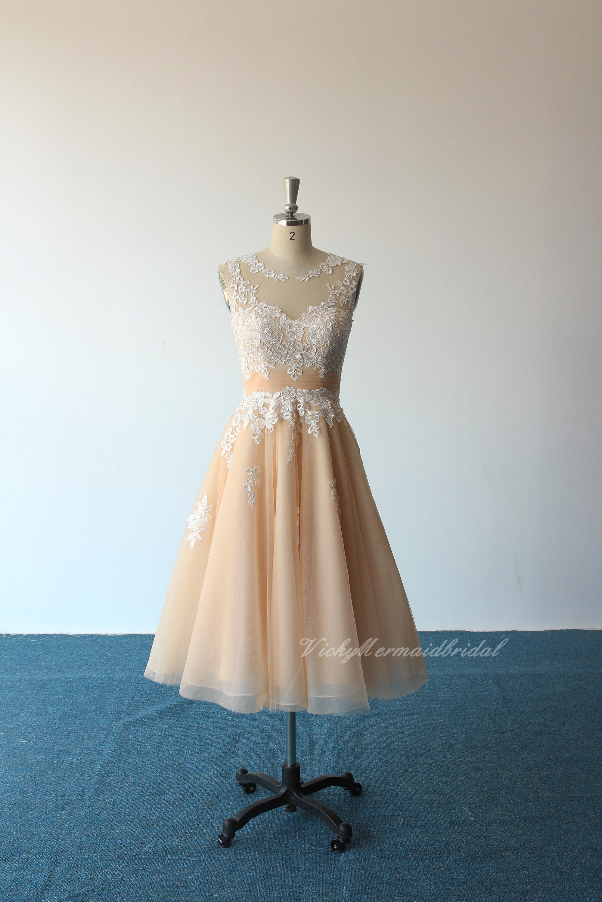 Champagne formal dresses short hotsell