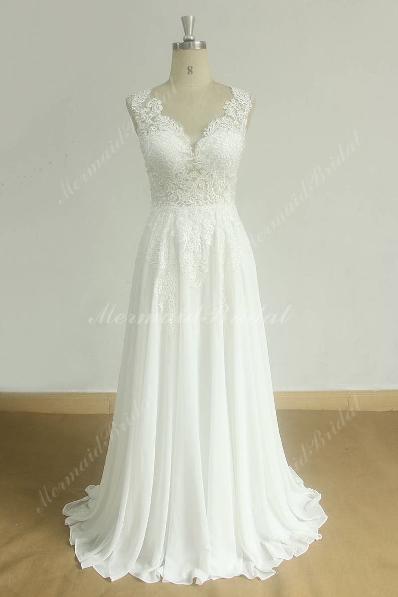 Sleeveless Vintage Chiffon Lace Wedding Dress with Deep V neckline and Elegant Open Back image 4