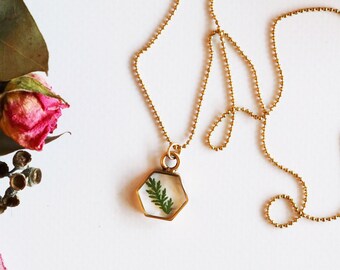 Real Flower Necklace / Hexagon Necklace / Pressed Greenery Necklace / Floral Necklaces / Flower Child / Boho Necklace