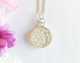 Real Flower Necklace / Circle Necklace / Pressed Flower Necklace / Floral Necklaces / Flower Child