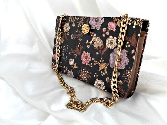 purse for wedding guest