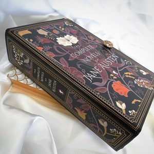 Jane Austen Book Purse Handbag, Pride and Prejudice, Sense and Sensibility, Crossbody Bag, Book Shaped Purse, Jane Austen Fan Gift image 3