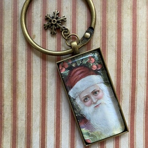 Holly Santa Thread Keep / Zipper Pull / Scissor Fob