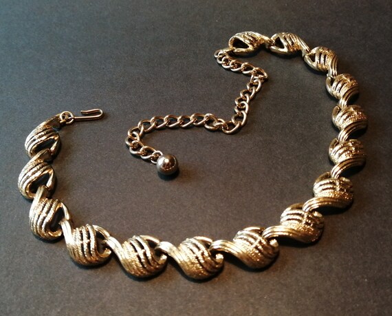 Vintage Chain Link Choker Necklace - Gold Tone - … - image 5