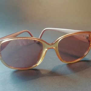 Vintage D*I*O*R-zonnebril - montuur licht topaas - bruin/gouden flitsarmen - Franse ontwerper jaren 60 - swingende jaren zestig