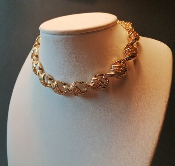 Vintage Chain Link Choker Necklace - Gold Tone - … - image 8