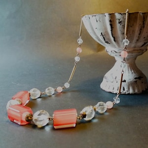 Vintage 30s Peach/Clear Beaded Necklace - Gold Tone Links - 1930s Art Deco