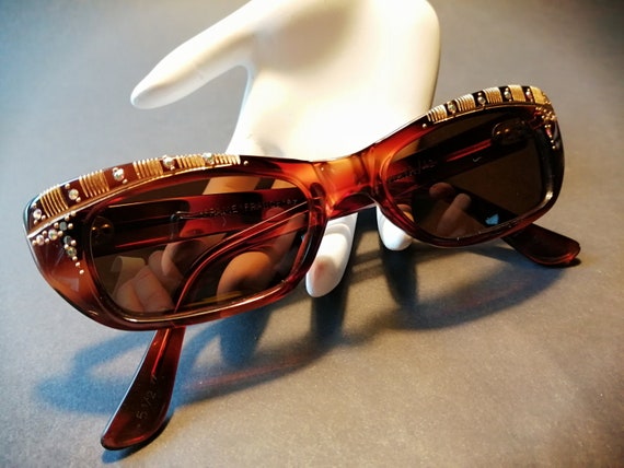 Italian Cat Eye Tortoise Shell Sunglasses Matching Case Rhinestones Circa 1950 Italian Cat Eye Tortoise Shell Sunglasses Matching Case  main image 4