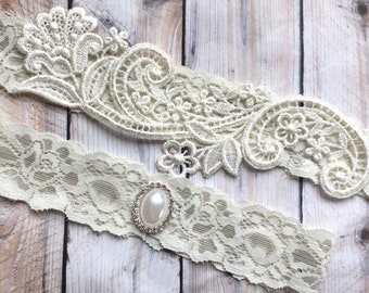Lace garters for wedding, ivory lace wedding garter set, lace garters ivory, wedding garter ivory, wedding garter lace, lace garter set