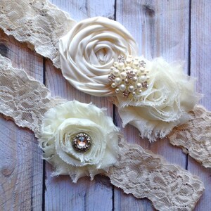 Ivory garter set, vintage bridal garter with pearls, non slip grip garter set, pearl garters -2014-I