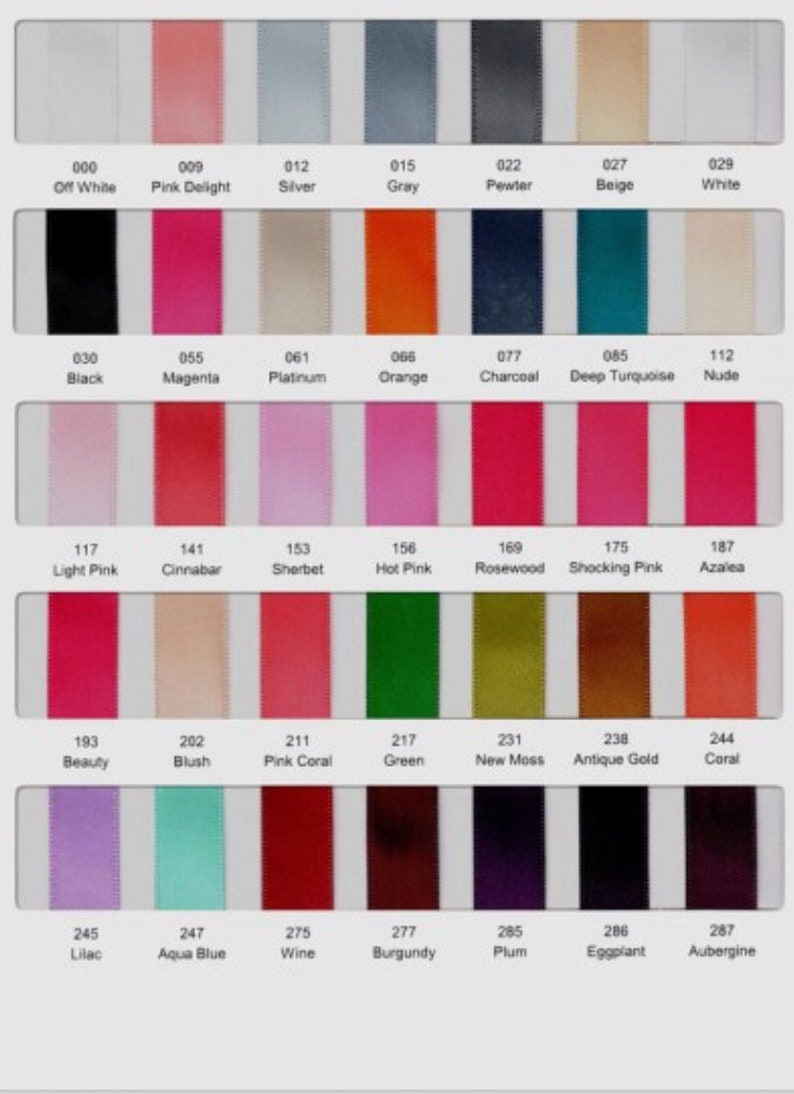 Puede incluir: Una carta de colores de 28 colores de cinta diferentes, con cada color etiquetado con un n&uacute;mero y un nombre. Los colores van del blanco, negro y gris al rosa, rojo, verde, azul y morado.