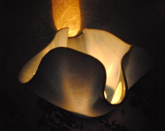 Soporte de vela de vidrio libre formado luz iridized azul