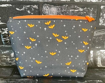 Winging It Midnight Orange Bats Halloween Spooky Zipped Project Bag - Small Sock Size - Knitting Crochet Crafts