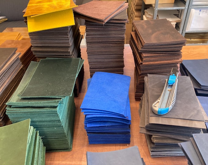 10 Pieces in a Pack Crazy Horse Leather. Scraps for Crafts and Hobby. Pre Cut DIY Panels for Projects. Each piece is A6 size: 10.5 x 14.8cm