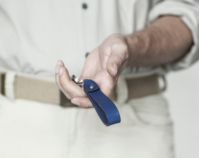 Leather Loop Key Chain, Drop Shape Ring, Blue Color Clip Keyring, Personalised Gift