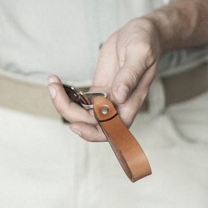 Chaveiro de couro, chaveiro feito à mão, chaveiro de laço, porta-chaves