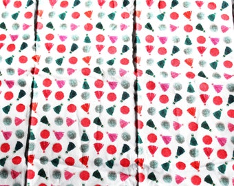 Coupon fabric 50x55 cm pompoms