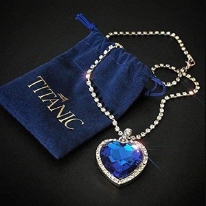Titanic Heart of the Ocean Blue Pendant Necklace & Personalised Velvet Pouch
