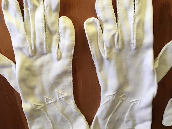 Vintage Costume Gloves, Vintage Collection of Whi… - image 3