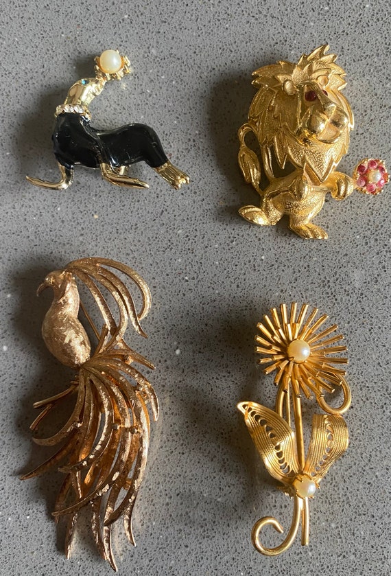 Lot of 4 Vintage Costume Jewelry Pins, Brooches, A