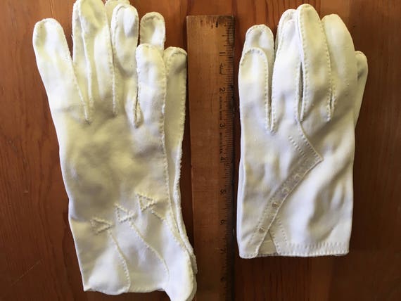 Vintage Costume Gloves, Vintage Collection of Whi… - image 8