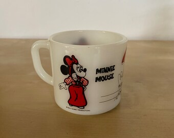FREE SHIPPING **** Vintage Anchor Hocking Mickey Mouse & Minnie Mug