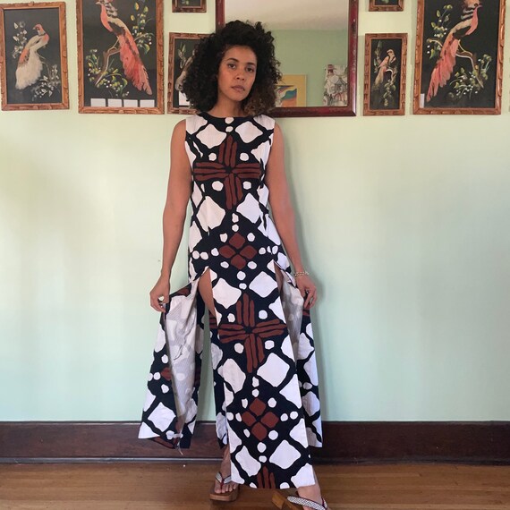Vintage 60s 70s Malia of Honolulu Hawaiian Maxi Dr