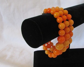 Orange Beaded Bracelet Graduating Beads 3 Strand 1950s-1960s Plastic EXCELLENT