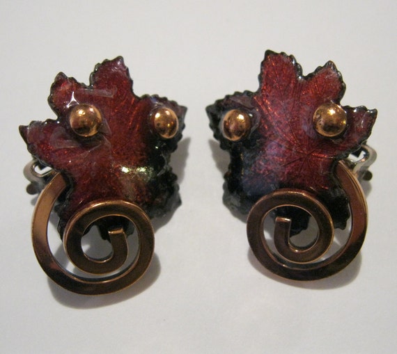 Red MATISSE Clip Earrings & Brooch Set ENAMEL Cop… - image 2
