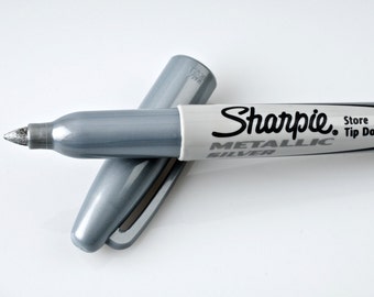 2 Pack Metallic SHARPIE SILVER Permanent Markers for Metal Glass