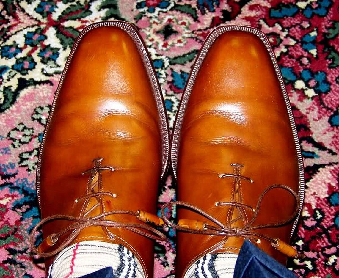 shoes cognac color
