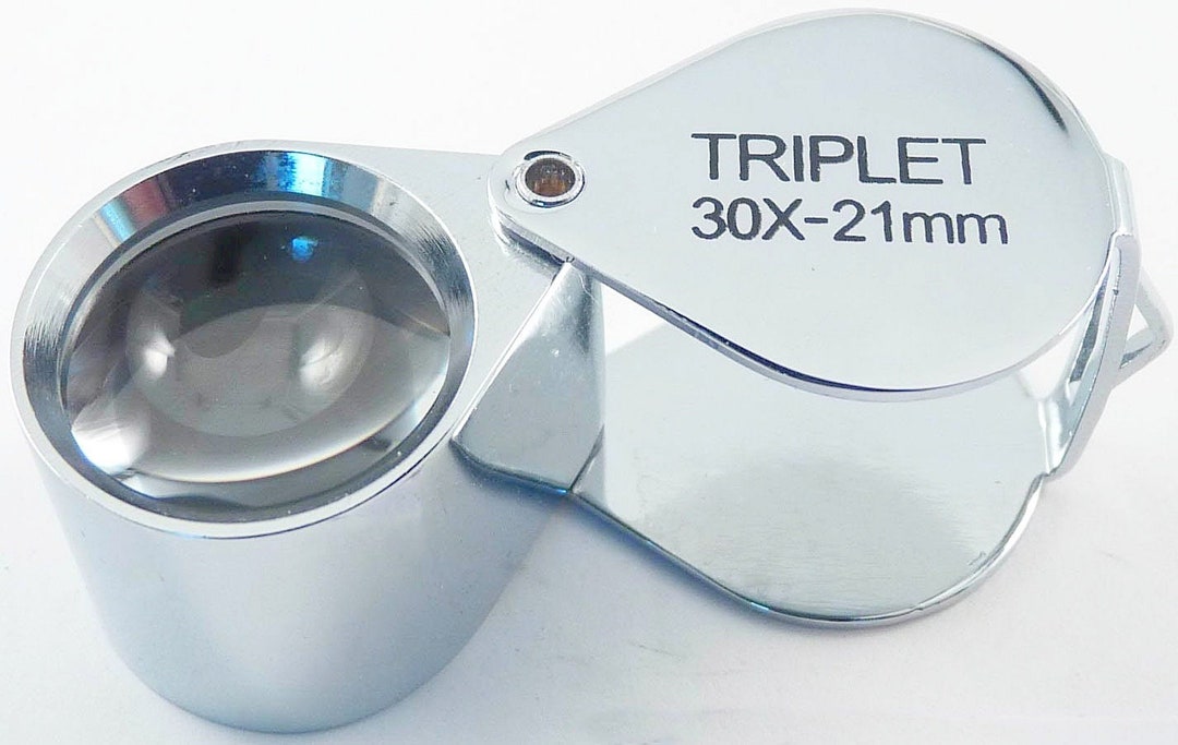 30X Jewelers Loupe Magnifying Glass with Light, Jewelry Magnifier Eye Loop,  Metal Pocket Magnifying Glass for Jewelry, Plants, Diamonds, Gems, Coins 