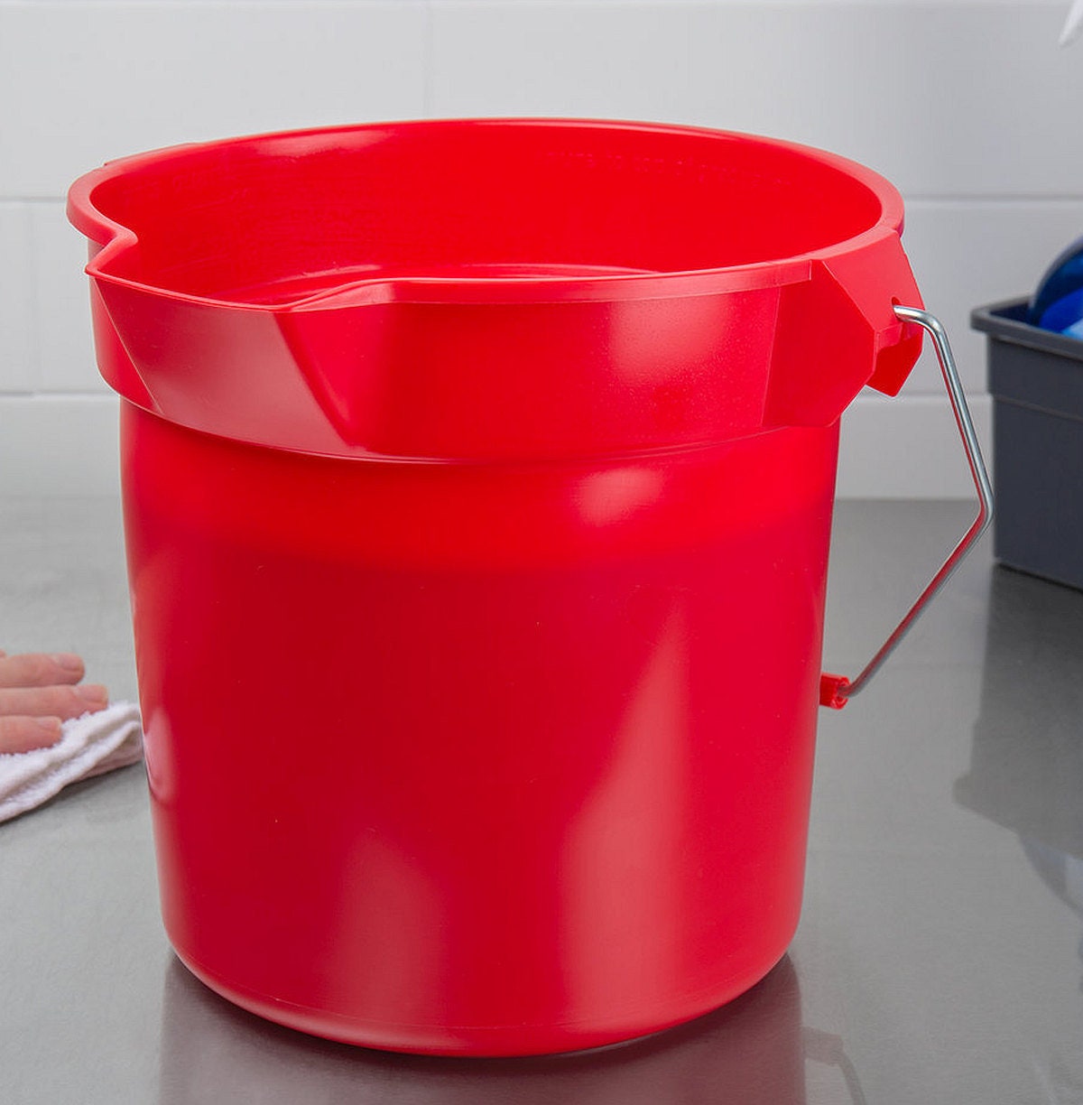 14 qt quart 3 1/2 gallon Heavy Duty RED Plastic BUCKET rOund Pail w