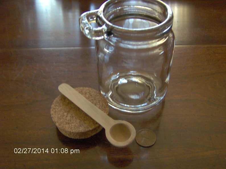 CLEAR Round GLASS JAR & Cork Stopper Lid Top Wood Spoon 8 Ounce 240ml