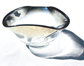 Vintage Mercury Fade Triangular Wave Bowl