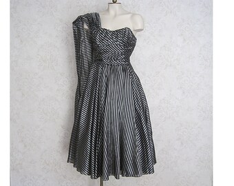 1950s Cocktail Dresses