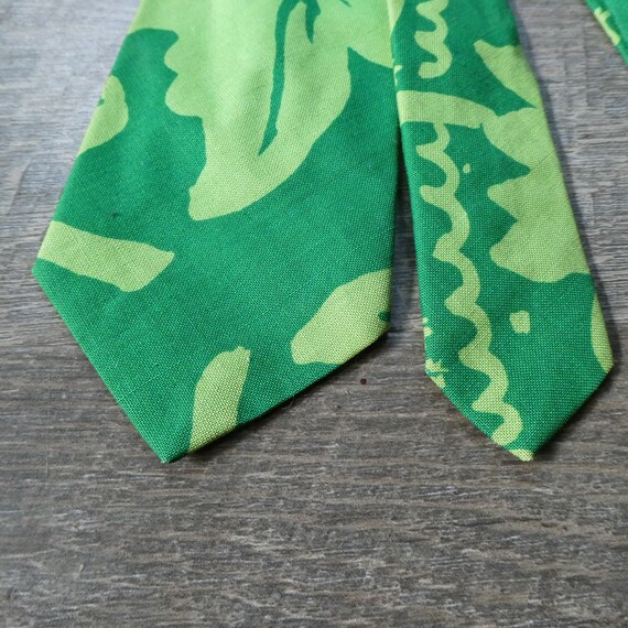 1950s Green Tropical Leaf Print Necktie: Tiki Haw… - image 6