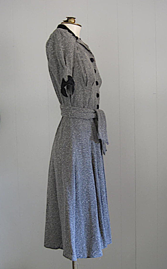 Vintage 1930s Wool Dress / 30s 40s Puff Sleeve Ha… - image 6