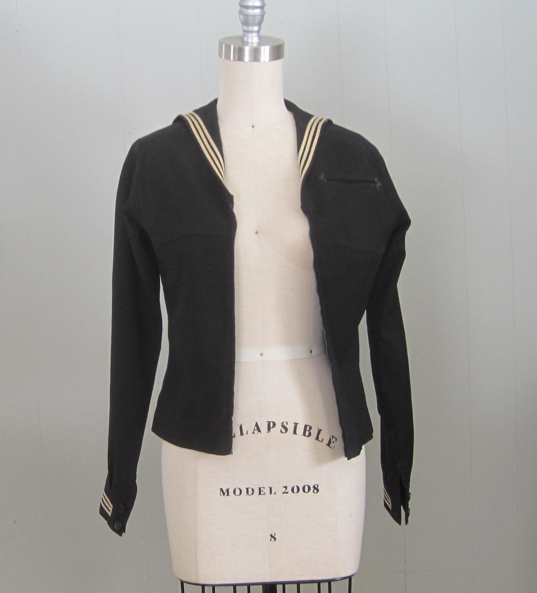 Vintage Navy Sailor Uniform Top / 1940s WWII Era U.S. Navy