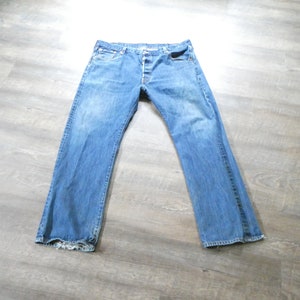 Vintage Levis 501 Button Fly Jeans 42 x 32 Tag / Levi&#39;s Distressed Denim Natural Wear Fading Holes 40 x 29 Levi Loose Relaxed Boyfriend Jean