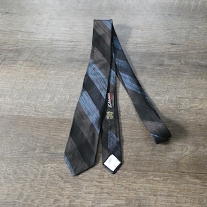 Vintage &#39;50s &#39;60s Skinny Neck Tie / Diagonal Stripe Safari Silk Narrow Men&#39;s Vintage Necktie Blue Black Subtle Bronze Pattern