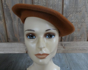 Vintage Beret Basque 100% Wool Hat / Burnt Orange 1950s 1960s French Beret