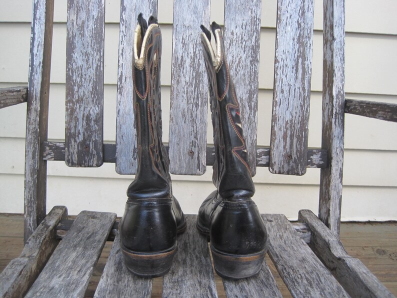 Vintage Cowboy Boots / 1950s Vintage ACME Black/Red/White Inlay Feather Design Leather Cowboy Boots image 5