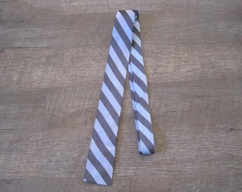 Vintage '50s '60s Skinny Neck Tie / Diagonal Stripe Blue Charcoal Gray Square End Necktie / Lightweight Flat End Narrow  Summer Tie