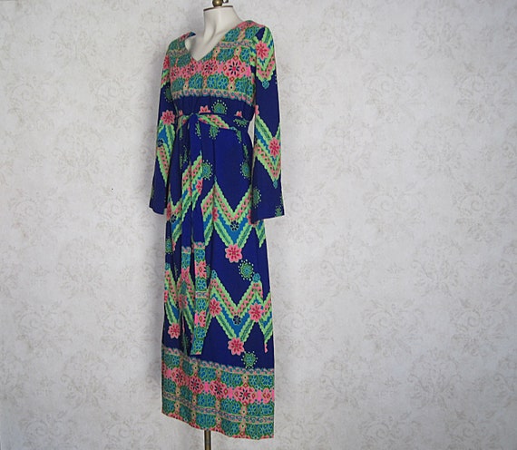 Vintage Kamehameha Tiki Dress / 1960s Vintage Emp… - image 3