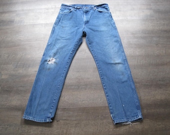 Vintage Wrangler Jeans: Distressed Cowboy Denim, Straight Leg (34x31)