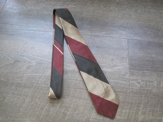 Vintage '60s Narrow Silk Necktie / Maroon/Black/G… - image 1