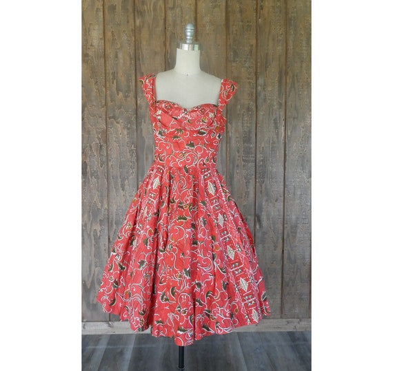 1950s Vintage Kahala Cotton Hawaiian Dress Bombsh… - image 1